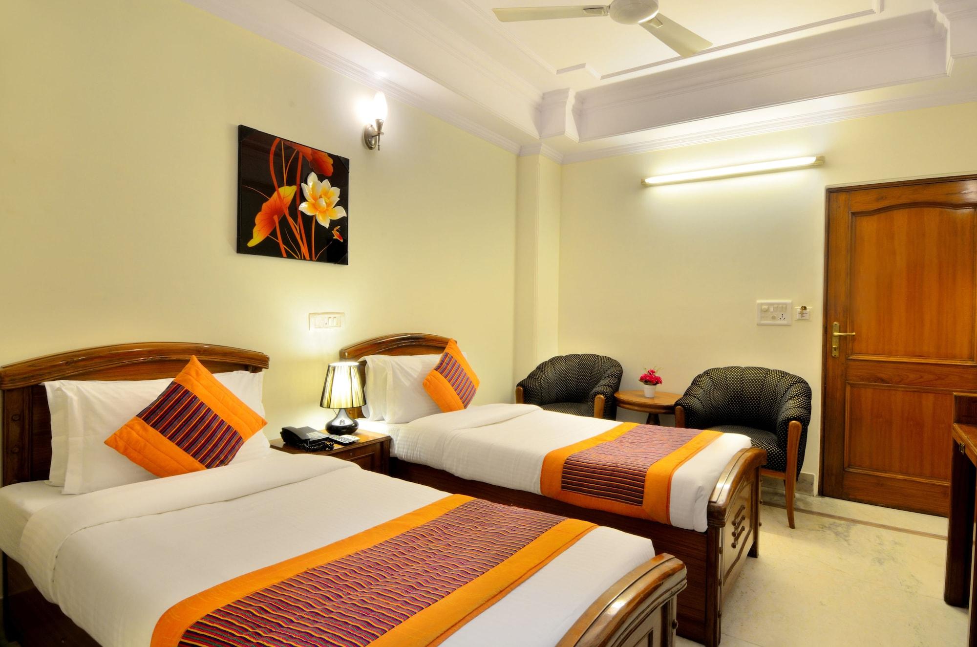 Hotel Pablas International, New Delhi, Near Metro Luaran gambar