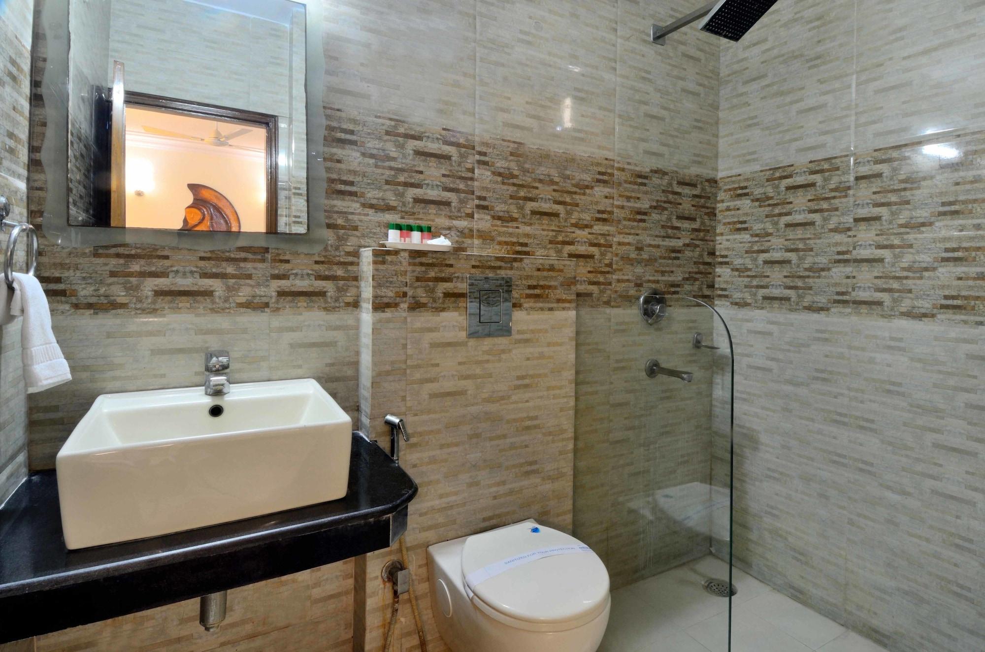 Hotel Pablas International, New Delhi, Near Metro Luaran gambar
