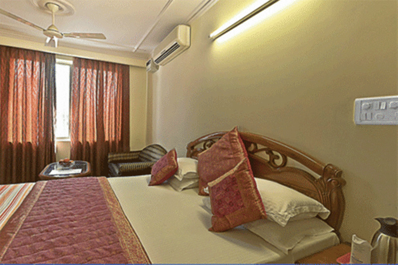 Hotel Pablas International, New Delhi, Near Metro Luaran gambar