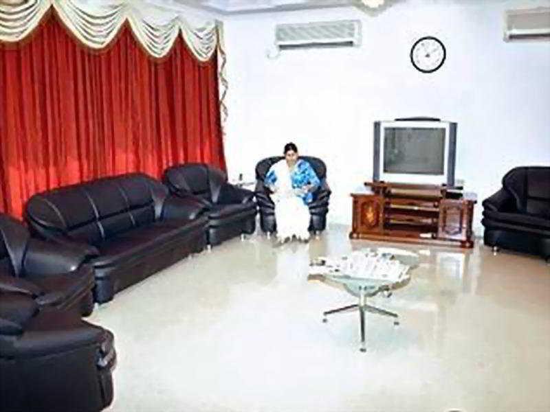 Hotel Pablas International, New Delhi, Near Metro Luaran gambar