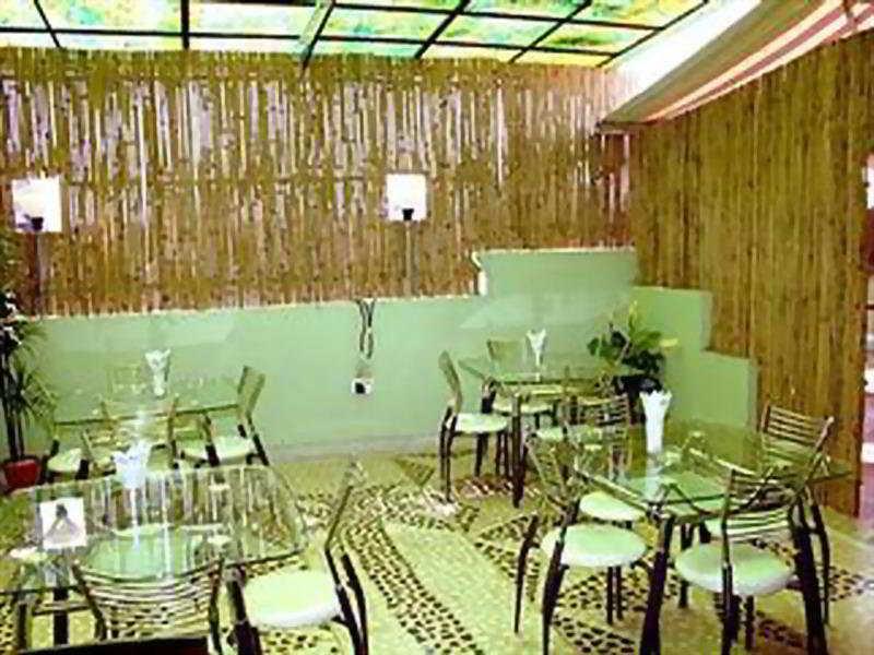 Hotel Pablas International, New Delhi, Near Metro Luaran gambar