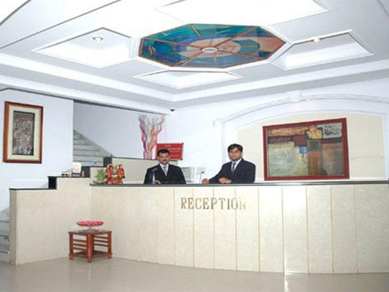 Hotel Pablas International, New Delhi, Near Metro Luaran gambar