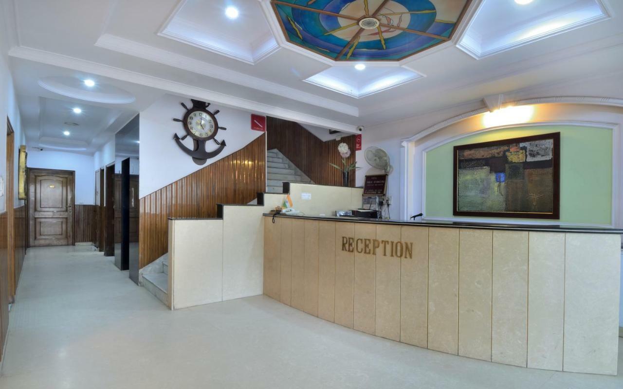Hotel Pablas International, New Delhi, Near Metro Luaran gambar